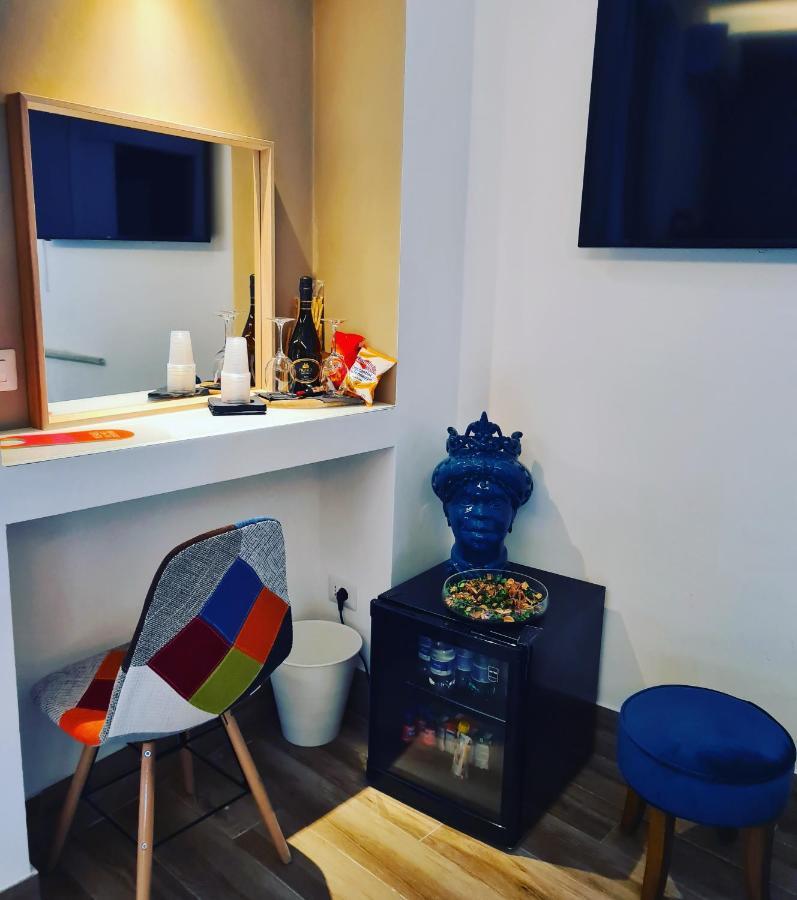 Sicitaly Bed & Breakfast อาชิ กัสเตลโล ภายนอก รูปภาพ