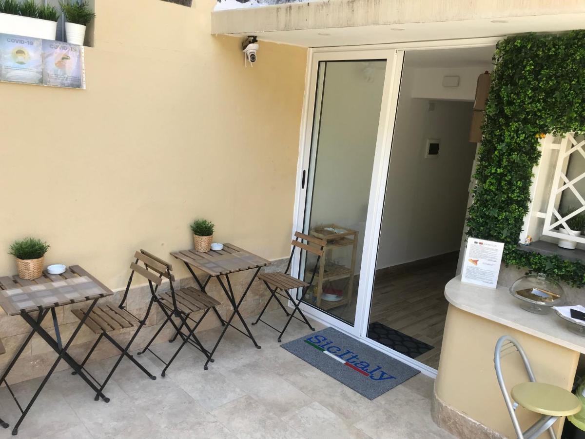 Sicitaly Bed & Breakfast อาชิ กัสเตลโล ภายนอก รูปภาพ